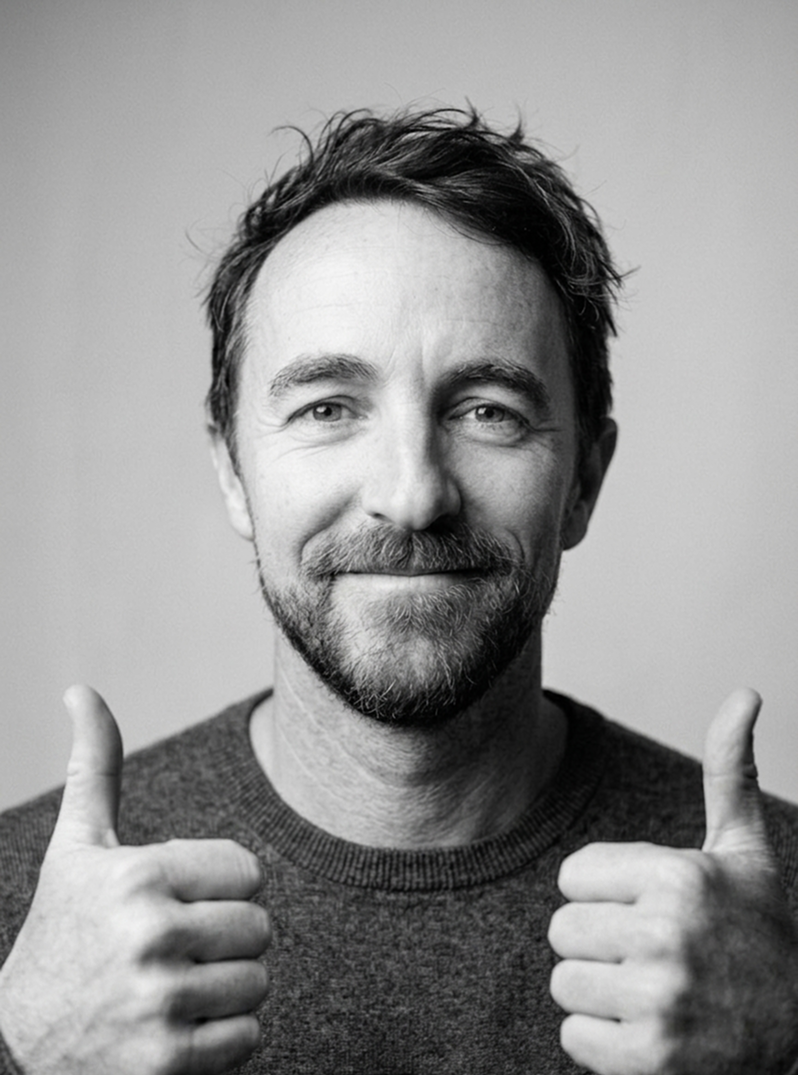 Anton Stout, thumbs up